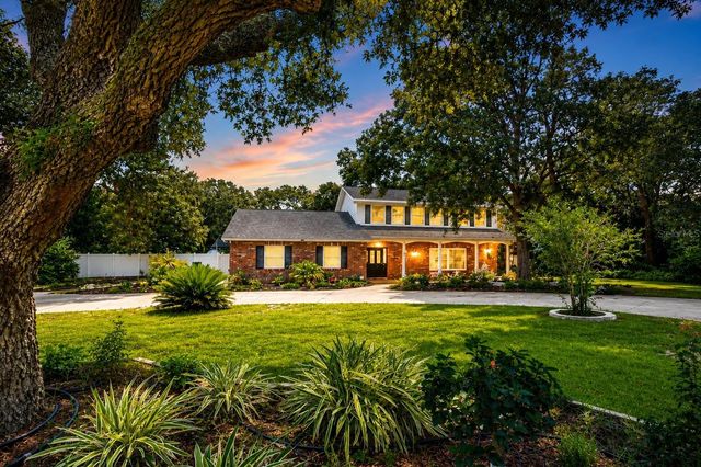 901 WOODVIEW DRIVE, Brandon, FL 33511