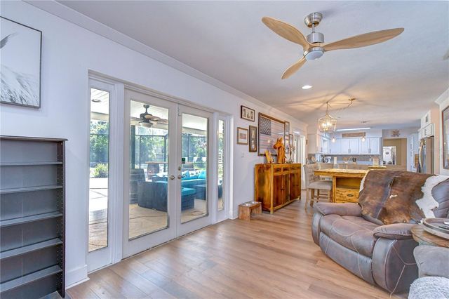 901 WOODVIEW DRIVE, Brandon, FL 33511