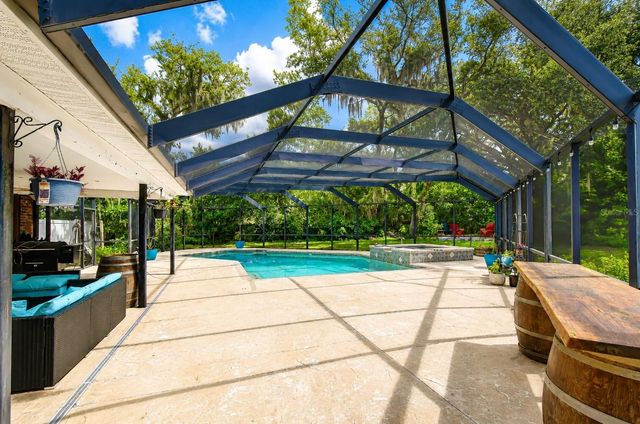 901 WOODVIEW DRIVE, Brandon, FL 33511