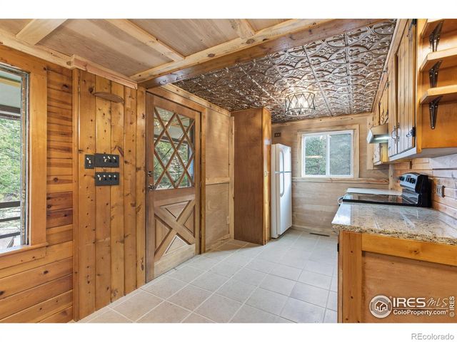 124 Big Pine Lane, Drake, CO 80515