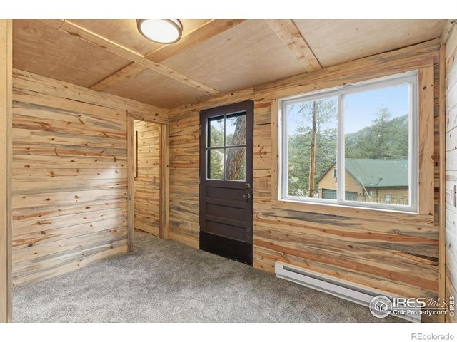 124 Big Pine Lane, Drake, CO 80515