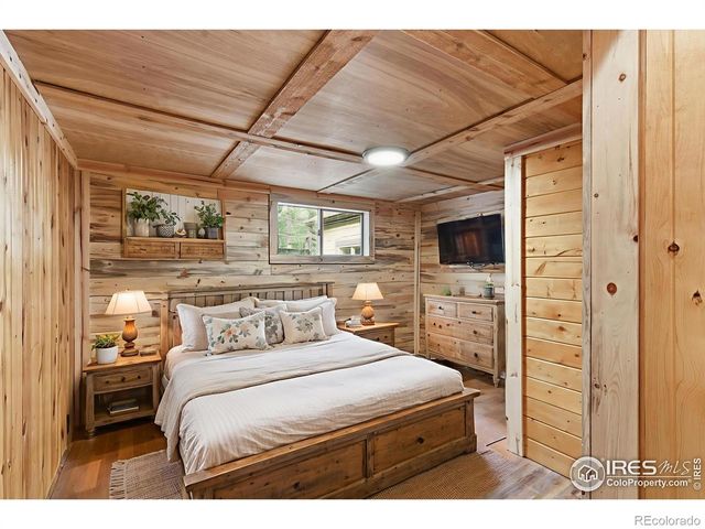 124 Big Pine Lane, Drake, CO 80515