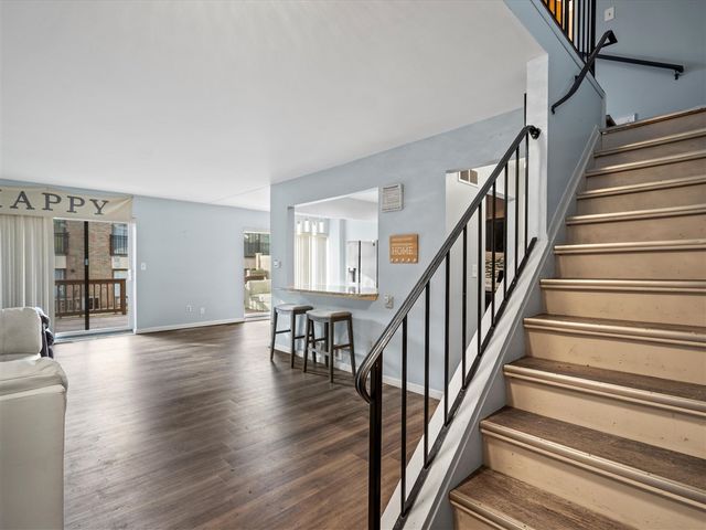 18270 University Park Drive, Livonia, MI 48152