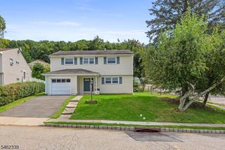 492 Herrick Dr, Rockaway Twp., NJ 07801