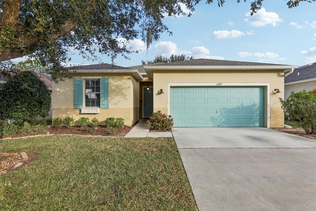 1689 STRATHMORE CIRCLE, Mount Dora, FL 32757