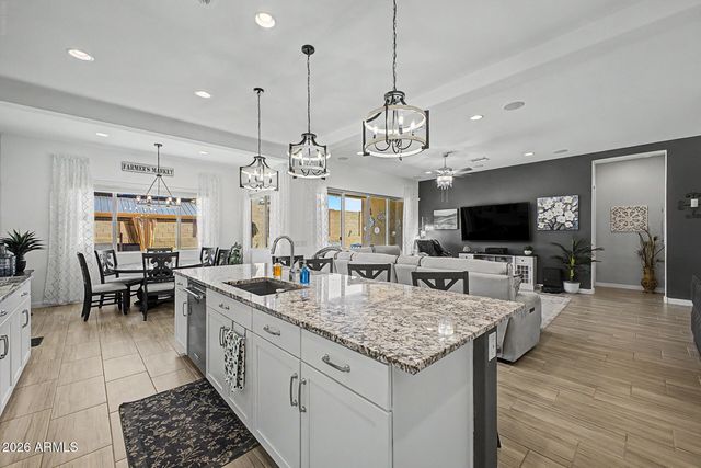 18904 W LAUREL Lane, Surprise, AZ 85388