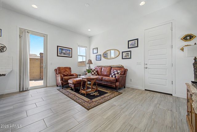 18904 W LAUREL Lane, Surprise, AZ 85388