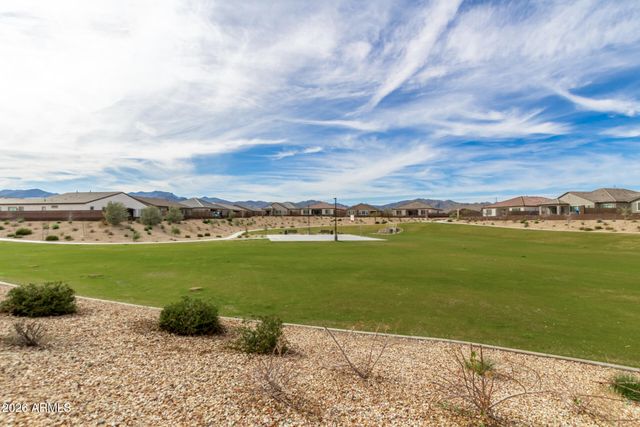 18904 W LAUREL Lane, Surprise, AZ 85388