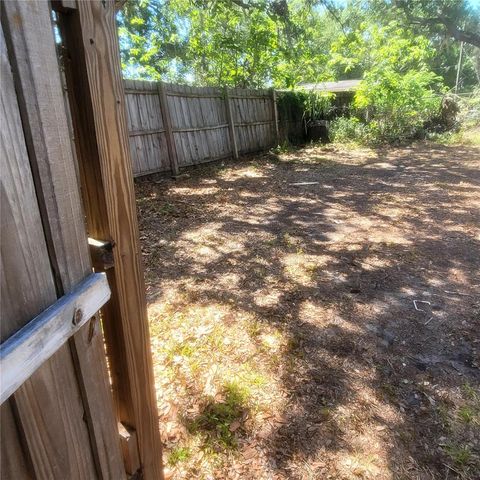 7503 CORAL VINE LANE, Tampa, FL 33619