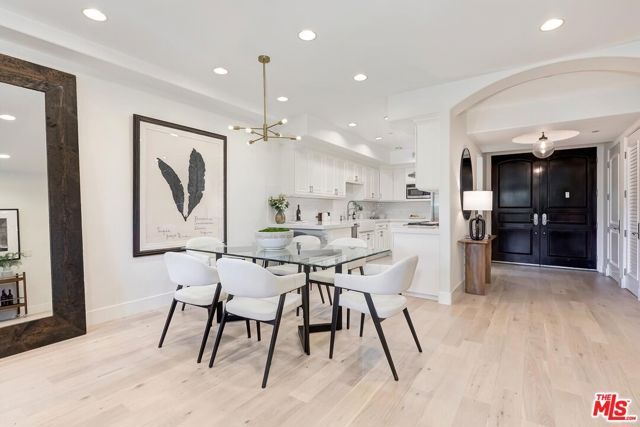 11715 Chenault Street 102, Los Angeles, CA 90049