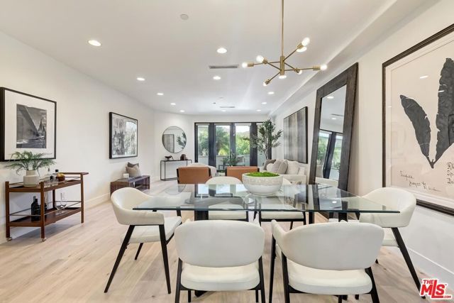 11715 Chenault Street 102, Los Angeles, CA 90049