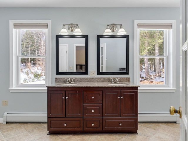 60 Catella Road, Essex, VT 05452