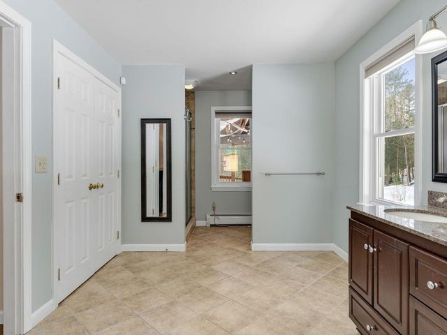 60 Catella Road, Essex, VT 05452