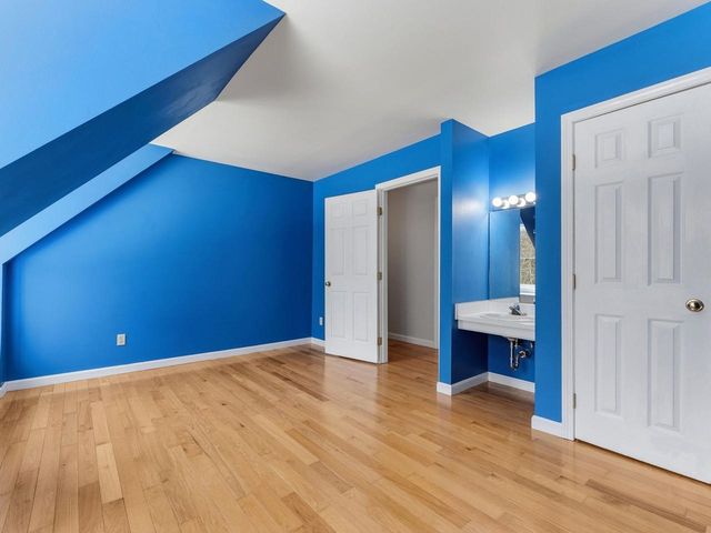 60 Catella Road, Essex, VT 05452