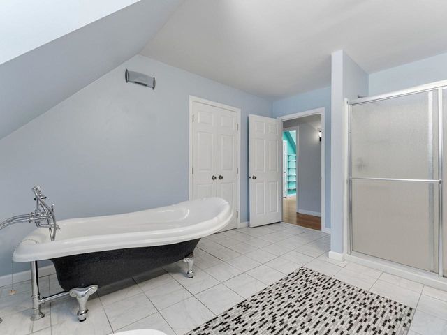 60 Catella Road, Essex, VT 05452