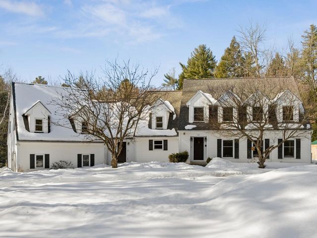 60 Catella Road, Essex, VT 05452