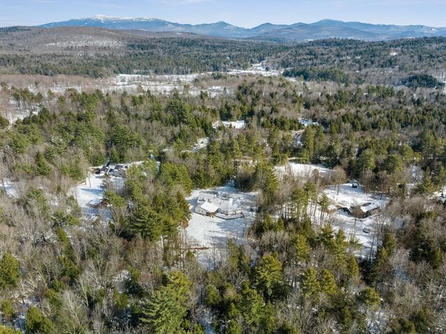 60 Catella Road, Essex, VT 05452