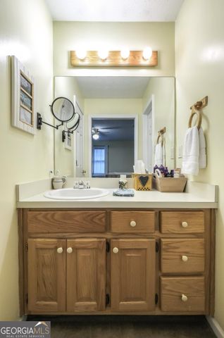 712 Honeysuckle Lane, Temple, GA 30179
