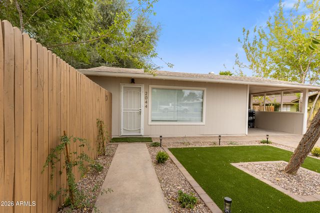 2045 S HAMMOND Drive, Tempe, AZ 85282