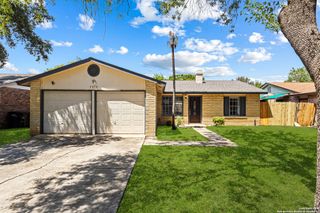 9379 Valley Bnd, San Antonio, TX 78250