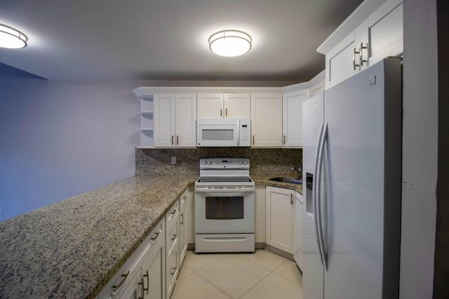 2358 NW 37th Avenue, Coconut Creek, FL 33066