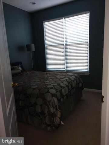 5627 LANIER AVE, Suitland, MD 20746