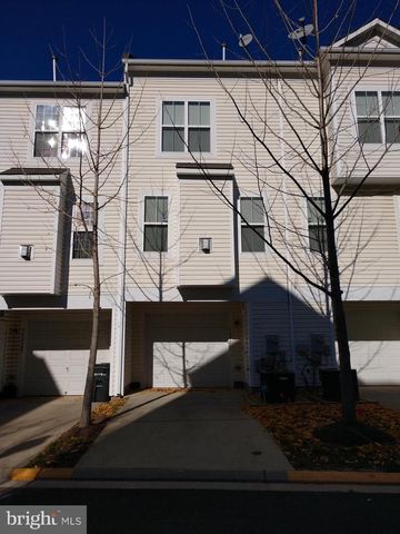 5627 LANIER AVE, Suitland, MD 20746