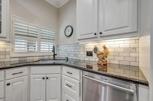 3710 Plum Glen Court, Houston, TX 77059