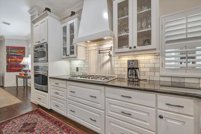 3710 Plum Glen Court, Houston, TX 77059