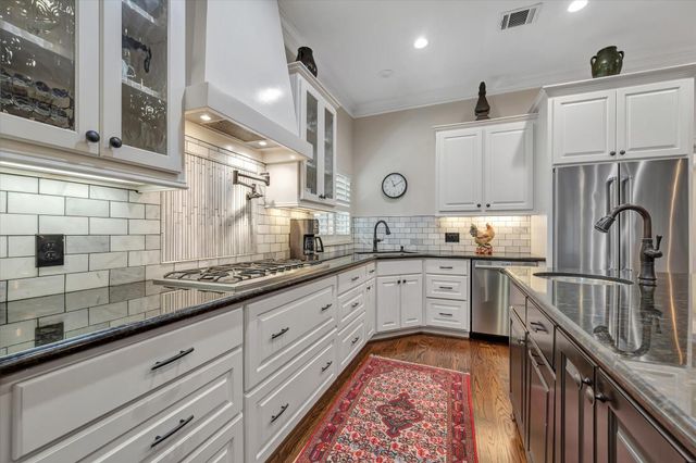 3710 Plum Glen Court, Houston, TX 77059