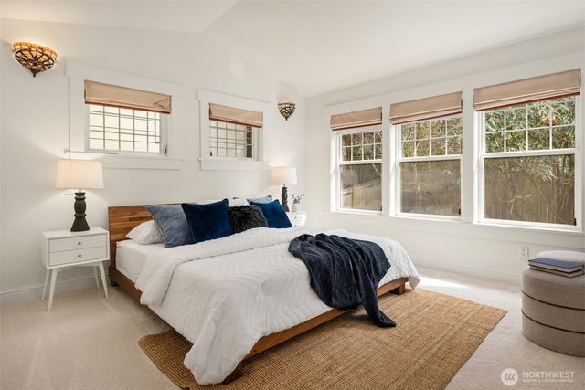 1406 N 38th Street, Seattle, WA 98103