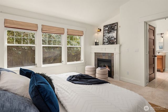 1406 N 38th Street, Seattle, WA 98103