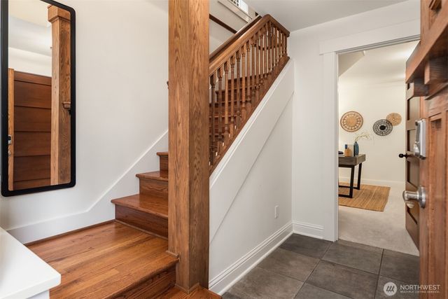 1406 N 38th Street, Seattle, WA 98103