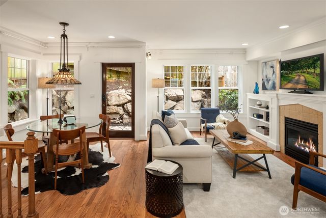 1406 N 38th Street, Seattle, WA 98103