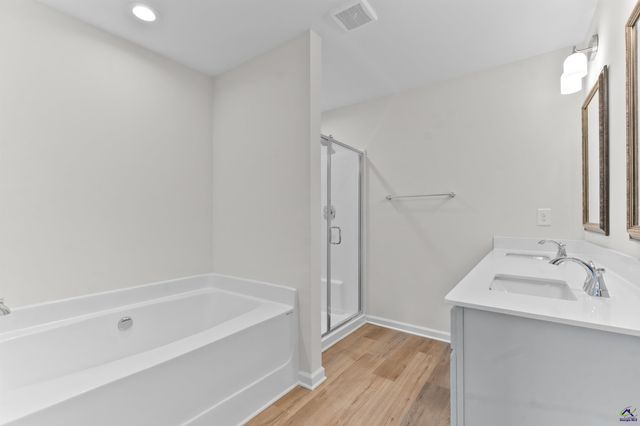 1050 Sun Valley Court C60, Macon, GA 31211