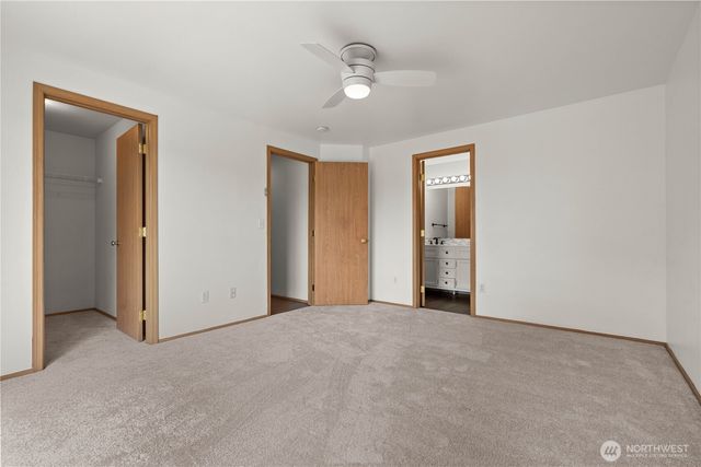 13716 21st Avenue E, Tacoma, WA 98445