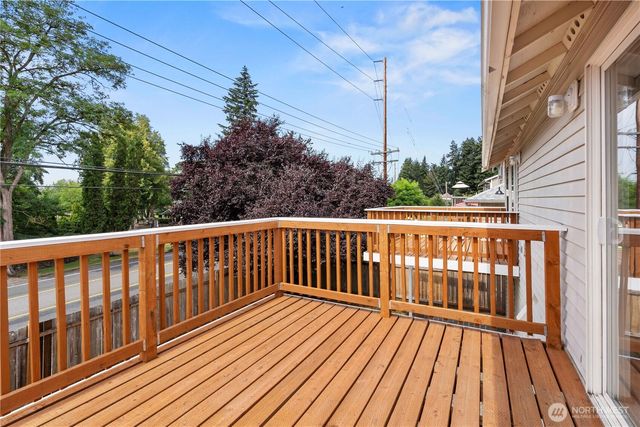 13716 21st Avenue E, Tacoma, WA 98445