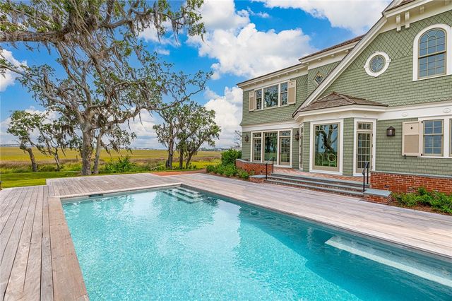 144 Point Lane, St Simons Island, GA 31522