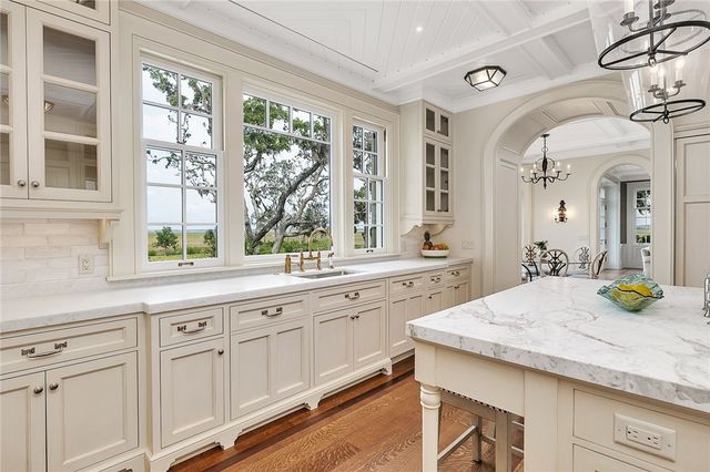 144 Point Lane, St Simons Island, GA 31522