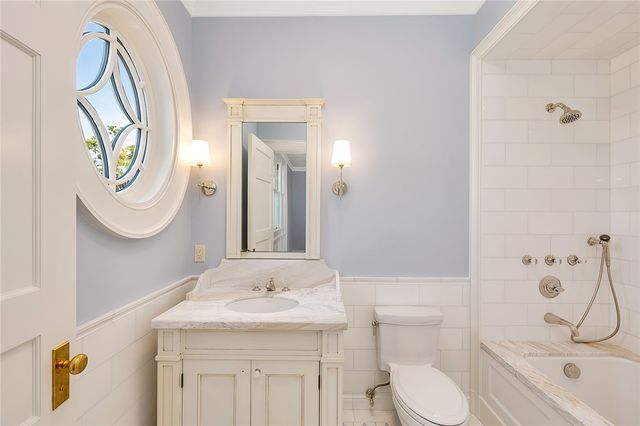 144 Point Lane, St Simons Island, GA 31522