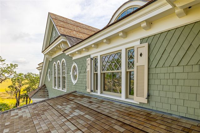 144 Point Lane, St Simons Island, GA 31522