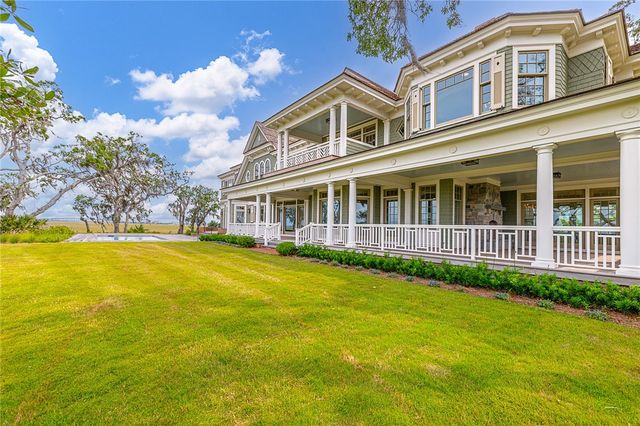 144 Point Lane, St Simons Island, GA 31522