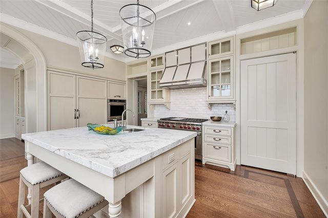 144 Point Lane, St Simons Island, GA 31522