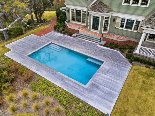 144 Point Lane, St Simons Island, GA 31522