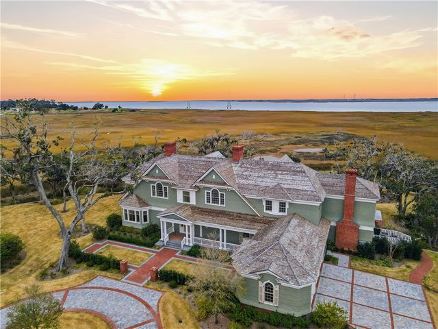 144 Point Lane, St Simons Island, GA 31522
