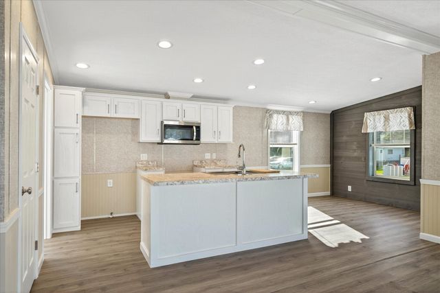 59 Crossing Manor Drive, Berlin, VT 05602