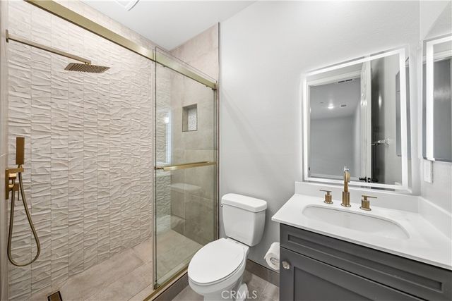 113 Wanderer, Irvine, CA 92618