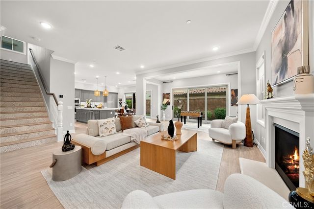 113 Wanderer, Irvine, CA 92618