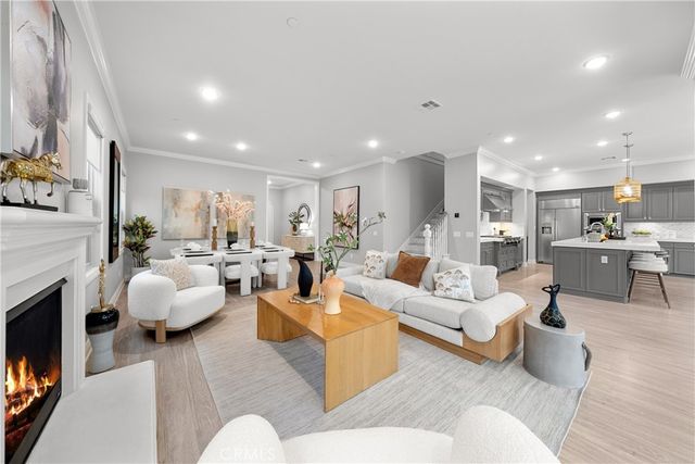 113 Wanderer, Irvine, CA 92618