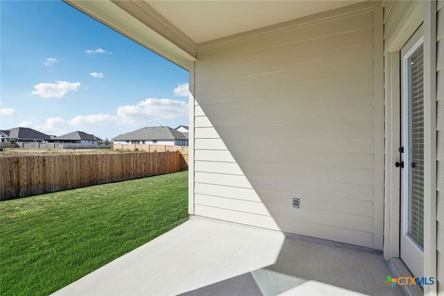 3732 Canby Oak Bluff, Seguin, TX 78155